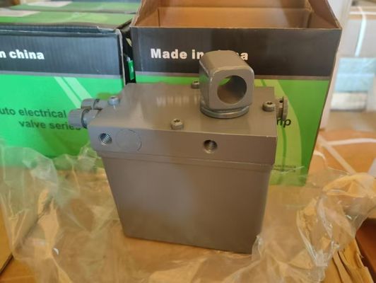 Genuine High Quality Sinotruck HOWO Cab Tilt Pump WG9719826001 For 371 Dumper Truck